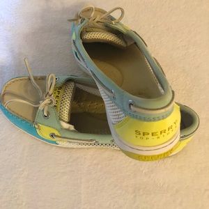 Sperry Angel Fish Turquoise Boat Shoe size 8.5